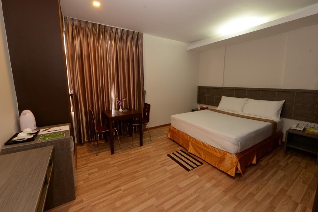 Min Nandar Garden Hotel Thanlyin Экстерьер фото