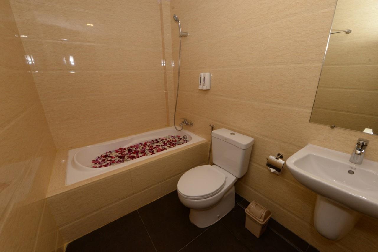 Min Nandar Garden Hotel Thanlyin Экстерьер фото