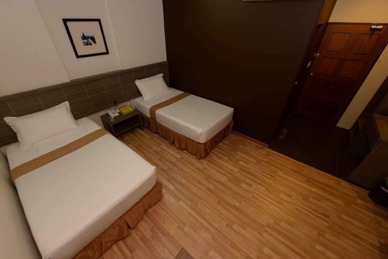Min Nandar Garden Hotel Thanlyin Экстерьер фото