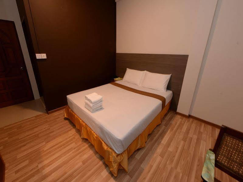 Min Nandar Garden Hotel Thanlyin Экстерьер фото